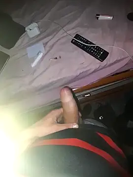 kredazzbigdick online show from March 12, 2026, 4:18 am