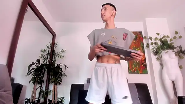 Giotrashy online show from March 20, 2025, 8:08 pm