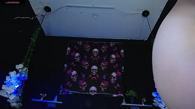 Hairydoll  online show from October 24, 2025, 9:25 pm