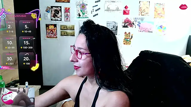 Snapshot of Malishka-fox chatting on September 15, 2025, 3:23 pm Malishka-fox online show from September 15, 2025, 3:23 pm