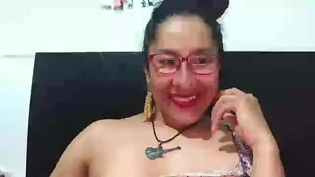 Snapshot of Malishka-fox chatting on September 29, 2025, 2:51 am Malishka-fox online show from September 29, 2025, 2:51 am