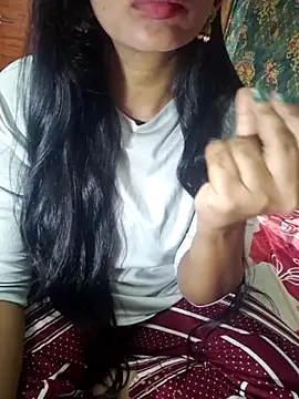 Snapshot of Shalini_telugu09 chatting on November 2, 2025, 5:23 am Shalini telugu09 online show from November 2, 2025, 5:23 am