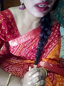 Snapshot of Shalini_telugu09 chatting on July 25, 2026, 9:39 am Shalini telugu09 online show from July 25, 2026, 9:39 am