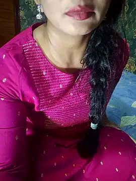 Snapshot of Shalini_telugu09 chatting on January 7, 2026, 3:39 pm Shalini telugu09 online show from January 7, 2026, 3:39 pm