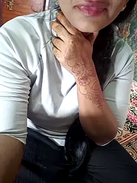 Snapshot of Shalini_telugu09 chatting on November 21, 2025, 7:07 am Shalini telugu09 online show from November 21, 2025, 7:07 am