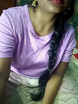 Snapshot of Shalini_telugu09 chatting on October 24, 2025, 6:51 pm Shalini telugu09 online show from October 24, 2025, 6:51 pm