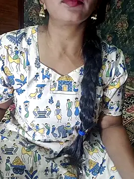 Snapshot of Shalini_telugu09 chatting on February 6, 2026, 4:14 pm Shalini telugu09 online show from February 6, 2026, 4:14 pm