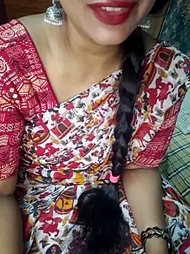 Snapshot of Shalini_telugu09 chatting on July 18, 2026, 9:29 am Shalini telugu09 online show from July 18, 2026, 9:29 am