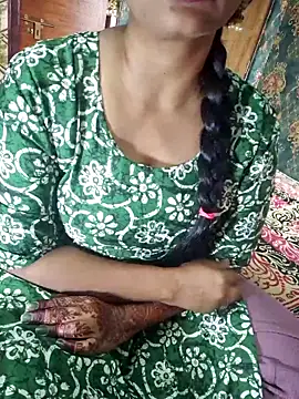 Snapshot of Shalini_telugu09 chatting on November 15, 2025, 6:06 am Shalini telugu09 online show from November 15, 2025, 6:06 am