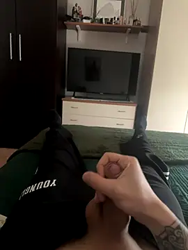 Snapshot of impaolo20 chatting on October 4, 2025, 3:02 pm impaolo20 online show from October 4, 2025, 3:02 pm