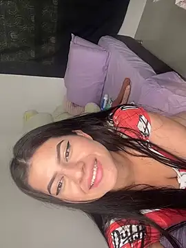 Snapshot of Saanvi21 chatting on March 13, 2025, 6:34 pm Saanvi21 online show from March 13, 2025, 6:34 pm