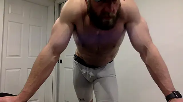 Snapshot of clarkefit chatting on March 19, 2025, 1:32 am clarkefit online show from March 19, 2025, 1:32 am