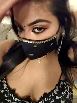 Tamil hot whiskey girl online show from February 5, 2026, 11:33 pm