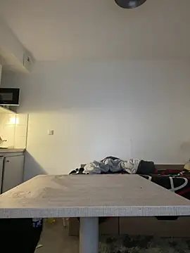 Renoirmonter online show from March 13, 2026, 4:56 pm