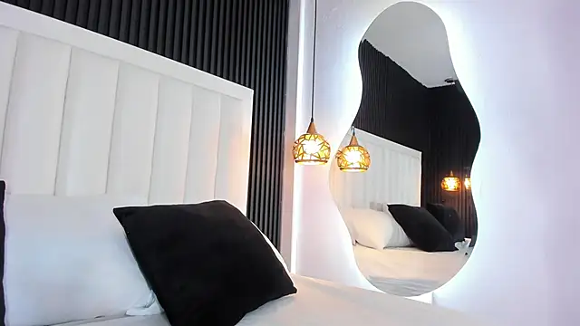 MartinaGracex online show from November 28, 2025, 10:54 pm