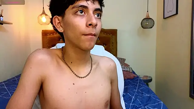 Matty Sparkk online show from March 19, 2025, 4:02 pm