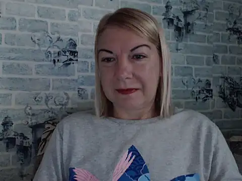 Snapshot of Lillia_Ray chatting on September 27, 2025, 7:58 am Lillia Ray online show from September 27, 2025, 7:58 am