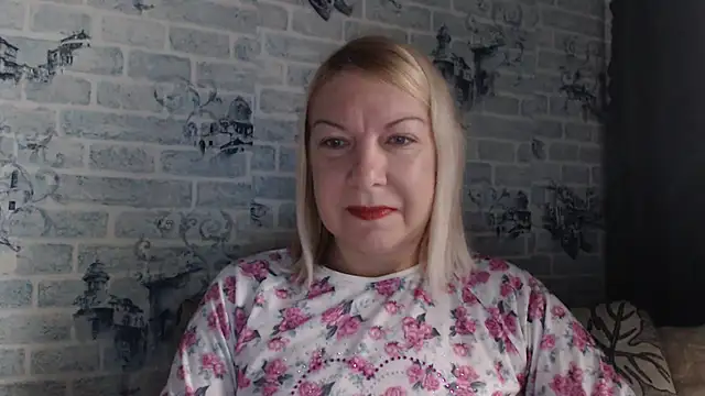 Snapshot of Lillia_Ray chatting on October 24, 2025, 5:06 am Lillia Ray online show from October 24, 2025, 5:06 am