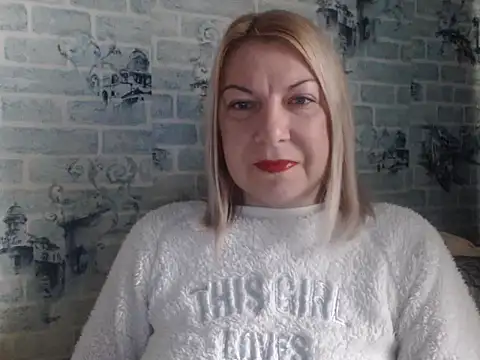 Snapshot of Lillia_Ray chatting on December 19, 2025, 11:34 am Lillia Ray online show from December 19, 2025, 11:34 am