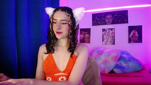 Snapshot of TwinFlamesX chatting on October 2, 2025, 12:19 pm TwinFlamesX online show from October 2, 2025, 12:19 pm