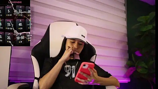 Danaa Rouse online show from November 13, 2025, 1:20 am