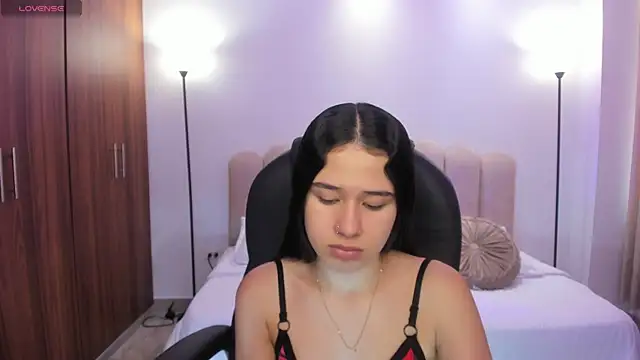 Danaa Rouse online show from September 23, 2025, 6:59 pm