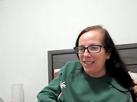 peachgoddess online show from December 4, 2025, 3:05 am