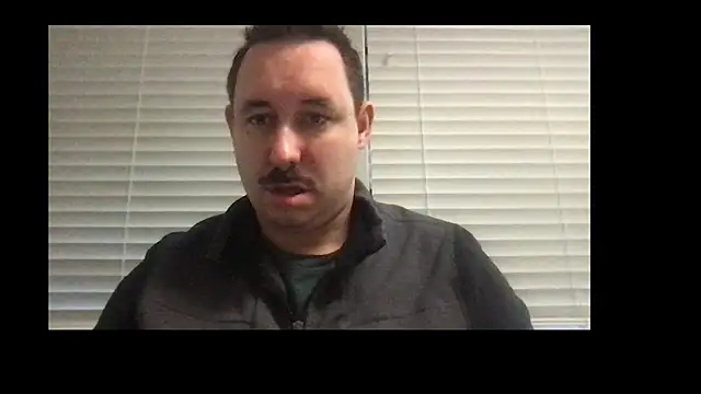 Snapshot of danejackson2025 chatting on December 18, 2025, 5:17 pm danejackson2025 online show from December 18, 2025, 5:17 pm