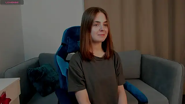 Velvetmimic  online show from March 15, 2025, 1:51 pm