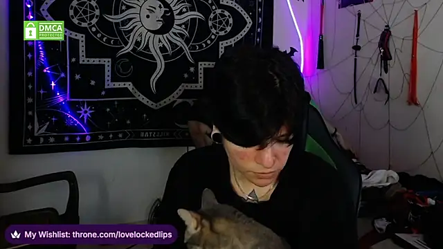 lovelockedlips online show from November 29, 2025, 12:33 am