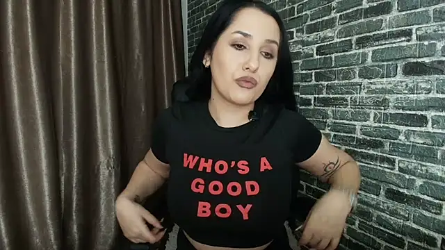 missdyaa online show from February 15, 2026, 11:14 pm