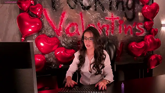 LarisaSmirnov online show from February 12, 2026, 4:45 am