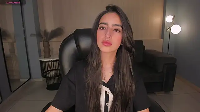 Snapshot of LarisaSmirnov chatting on September 15, 2025, 1:06 am LarisaSmirnov online show from September 15, 2025, 1:06 am