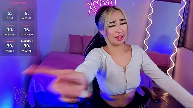 Snapshot of Malory_tay1 chatting on November 28, 2025, 11:32 am Malory tay1 online show from November 28, 2025, 11:32 am