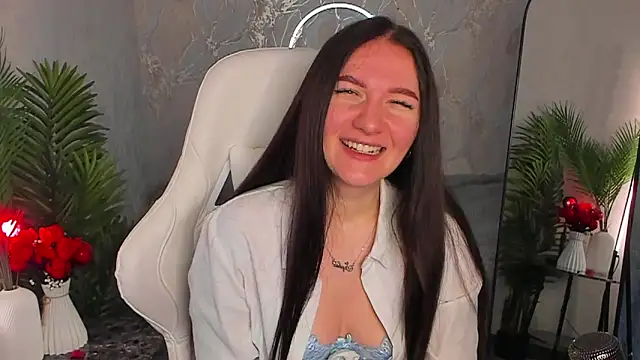 babyisperfect online show from April 19, 2026, 1:17 am