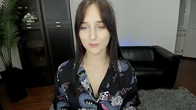 JulietMonli online show from October 6, 2025, 7:14 pm