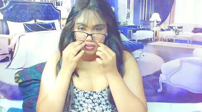 Snapshot of IndianSexyDiva chatting on March 18, 2025, 9:34 am IndianSexyDiva online show from March 18, 2025, 9:34 am