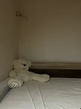 Nikusia online show from April 17, 2026, 7:06 pm