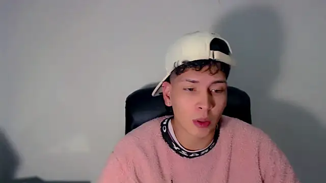 Jhojan twink online show from March 23, 2025, 5:21 am