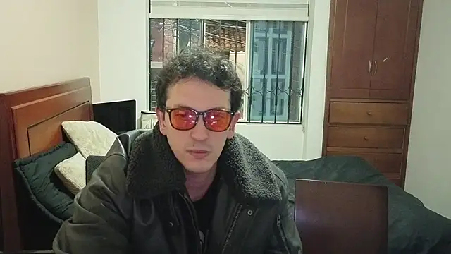 Snapshot of hardaftercum chatting on June 5, 2026, 2:27 am hardaftercum online show from June 5, 2026, 2:27 am