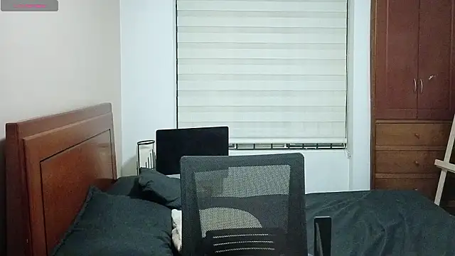 hardaftercum online show from March 16, 2026, 4:09 am