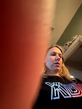 LittleMsMILF online show from March 2, 2026, 10:27 pm