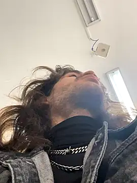 FreyrVik online show from October 3, 2025, 2:51 pm