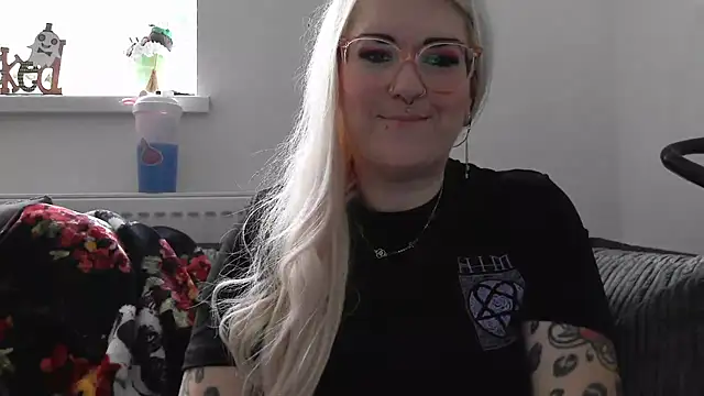 Sizzling Indie36 online show from October 15, 2025, 11:29 am