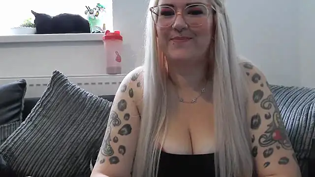 Sizzling Indie36 online show from September 30, 2025, 9:37 am