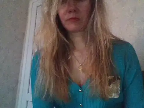 Eva Neon online show from March 18, 2025, 2:50 pm