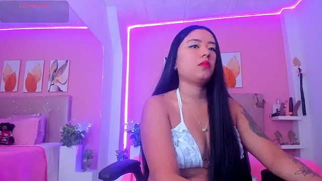 Snapshot of Molly_h0t chatting on November 20, 2025, 12:39 pm Molly h0t online show from November 20, 2025, 12:39 pm