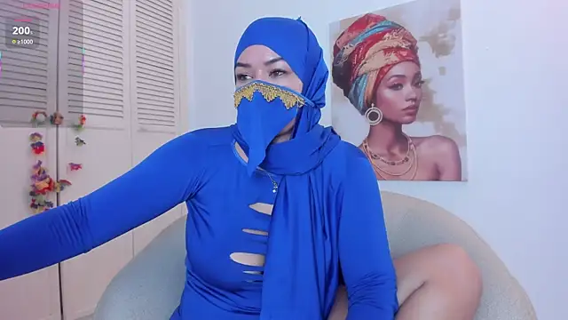 Layla arabelle online show from September 14, 2025, 9:31 am