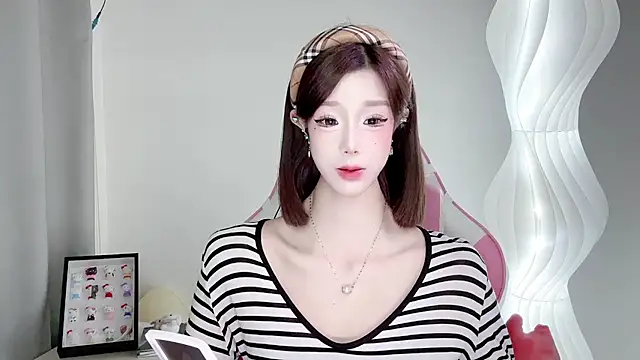 Snapshot of Gogo-888 chatting on November 30, 2025, 11:22 am Gogo-888 online show from November 30, 2025, 11:22 am