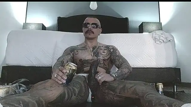 Snapshot of danilog515 chatting on March 20, 2025, 6:30 am danilog515 online show from March 20, 2025, 6:30 am